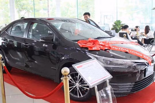 Toyota Corolla Altis sụt giảm doanh số mạnh trong tháng 10/2019 