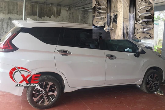 Chiếc Mitsubishi Xpander của anh Tiến bị chảy dầu quá 2/3 ống phuộc xe nên được đại lý đồng ý thay mới