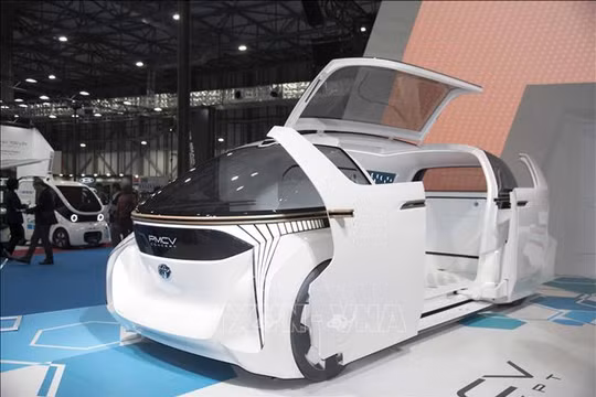 Mẫu xe điện đa dụng PMCV có khả năng “biến hóa” từ 0 đến 7 ghế ngồi của Toyota