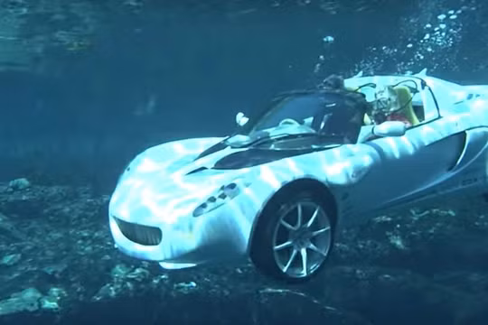 Đây là chiếc xe duy nhất trên thế giới có khả năng... lặn