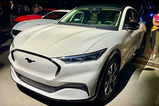 Ford Mustang Mach-E, SUV chạy điện ra mắt tại Mỹ. Ảnh: Quartz 
