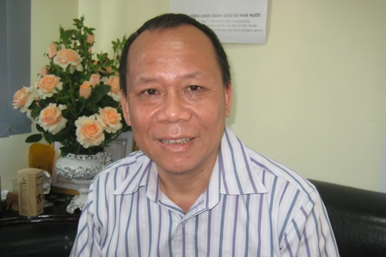 GS TS Nguyễn Văn Hiệp - Viện trưởng Viện Ngôn ngữ học