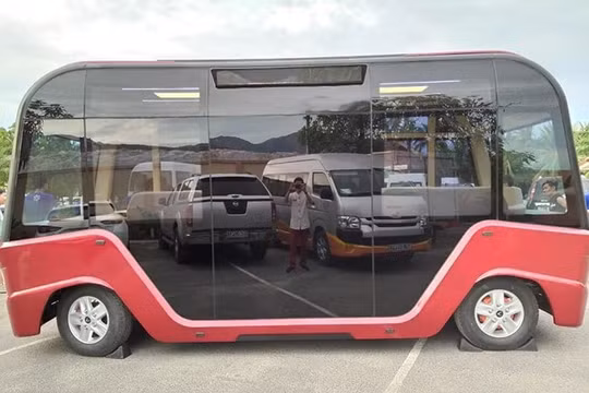 Kiểu dáng lạ của xe buýt Vinfast