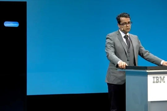 Cuộc đọ sức giữa người và máy. ẢNH: IBM