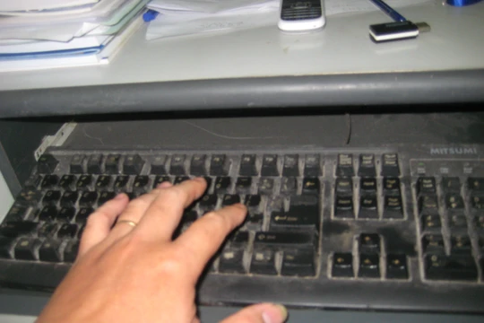 Các cơ quan xây dựng chính sách không nên đổ lỗi cho nhân viên đánh máy