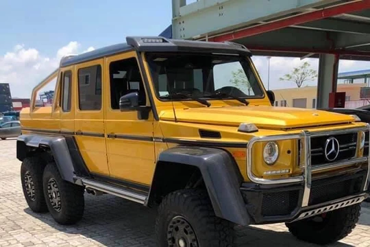Chiếc Mercedes-Benz G63 AMG 6x6 