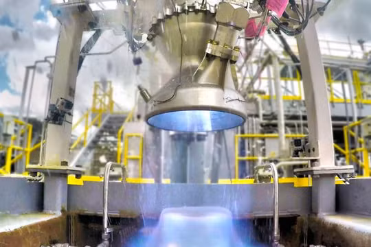 Viễn cảnh sử dụng công nghệ in 3D để chế tạo hàng loạt thiết bị dân sự và quân sự, trong đó có cả tên lửa và vũ khí sắp trở thành hiện thực. Ảnh: Futurism.