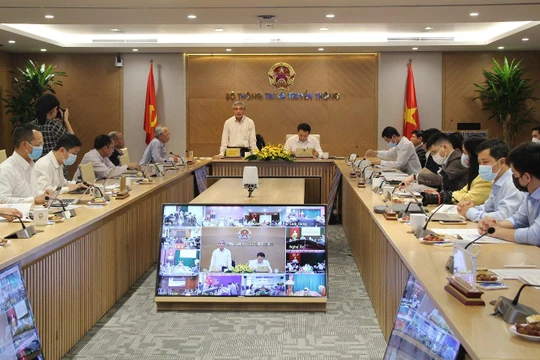 Hội thảo trực tuyến công bố báo cáo kết quả đánh giá chuyển đổi số (DTI) cấp bộ, cấp tỉnh năm 2020 và thúc đẩy cung cấp 100% dịch vụ công đủ điều kiện lên trực tuyến mức độ 4.