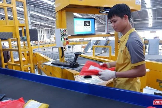 Hệ thống dây chuyền chia chọn của Vietnam Post có thể chia chọn hàng hóa chi tiết đến tận cấp huyện, xã.