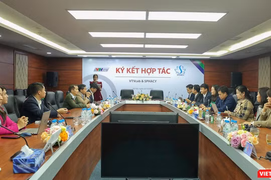 Quang cảnh lễ ký kết