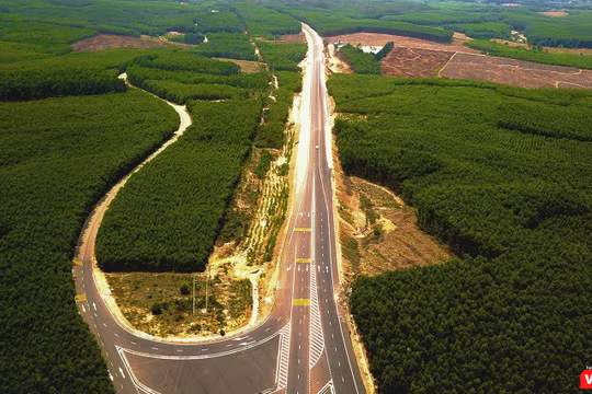 Một đoạn cao tốc La Sơn - Tuý Loan qua địa phận TP Đà Nẵng