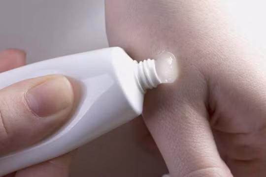 Thuốc bôi ngoài da (ảnh vimed)
