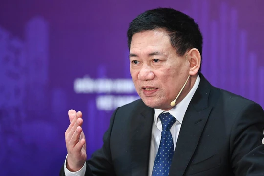 Bộ trưởng Tài chính Hồ Đức Phớc