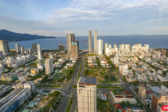 Đô thị ven biển Đà Nẵng nhìn từ trên cao