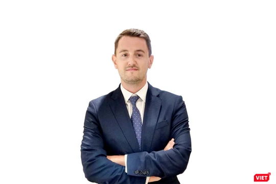 Ông James Estaugh - Giám đốc Khối dịch vụ Chứng khoán HSBC Việt Nam