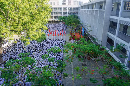 Lễ Khai giảng năm học 2022-2023 tại Trường THPT Phan Châu Trinh (Đà Nẵng) 