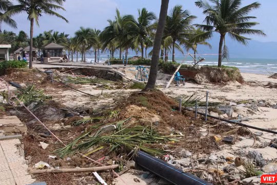 Biển du lịch Đà Nẵng sau trận ngập lụt lịch sử hôm 14/10