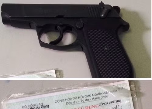 Súng và giấy phép sử dụng súng bị công an tạm giữ