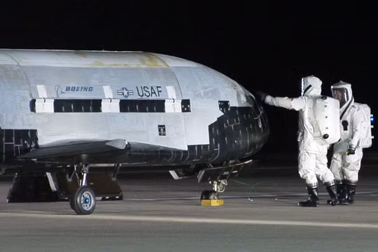 Tàu vũ trụ tuyệt mật X-37B của Mỹ
