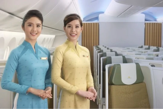 Đồng phục mới của tiếp viên Vietnam Airlines 