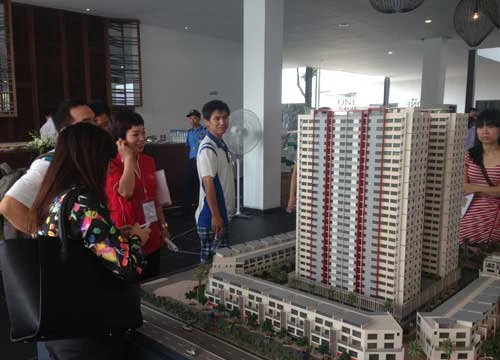 Có dự án căn hộ chưa đầy 1 tuần sau khi ra hàng đã tăng 15-20% trên thị trường thứ cấp, trung bình mỗi ngày tăng 1 triệu đồng/m2.