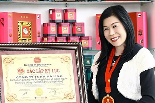 Bà Hà Linh bị đầu độc tại Trung Quốc