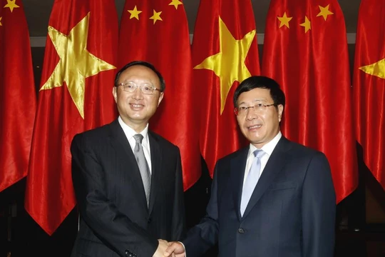 Phó Thủ tướng kiêm Bộ trưởng Ngoại giao Phạm Bình Minh tiếp ông Dương Khiết Trì tại Hà Nội