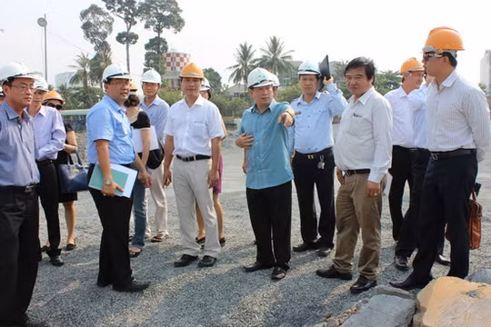 Tổ công tác liên ngành kiểm tra việc thực hiện Dự án Cải tạo cảnh quan và phát triển đô thị ven sông Đồng Nai