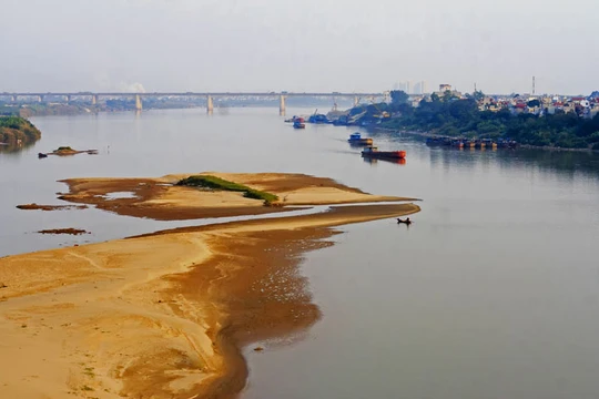 Dự án xây một loạt đập trên sông Hồng đang làm dư luận hết sức quan ngại