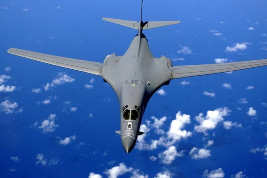 Máy bay ném bom chiến lược B-1 của Mỹ