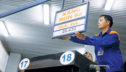 Giá xăng tăng lần thứ 3 từ đầu năm. 