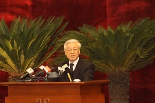 Tổng bí thư Nguyễn Phú Trọng: Hội nghị hãy thảo luận để khẳng định sòng phẳng, rõ ràng, nếu có thì ta rút kinh nghiệm, ai chạy, chạy ai, ở đâu, mức độ thế nào, cứ để dân gian nói mà không có thì oan cho anh em. Làm 8-9 việc tốt nhưng một việc có chuyện th