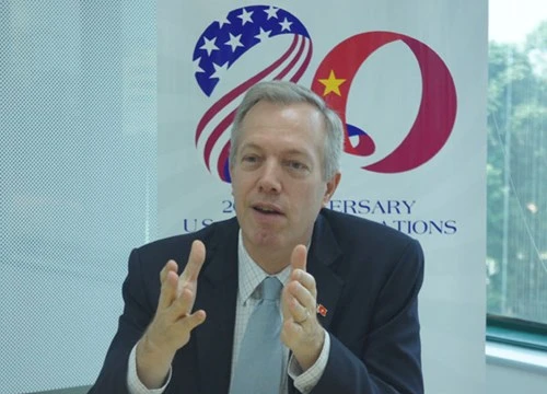 Đại sứ Mỹ Ted Osius trong buổi làm việc với báo chí ngày 18.1 