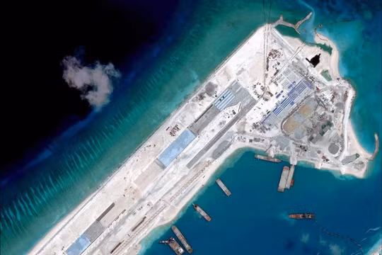 Không một cấu trúc địa lý nào do Trung Quốc chiếm giữ, xây dựng trái phép ở Biển Đông được Tòa Trọng tài quốc tế công nhận là đảo
