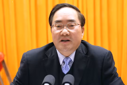 Trung Quốc cách chức, khai trừ 4 ủy viên trung ương 