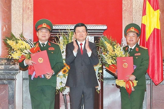 Chủ tịch nước phong hàm đại tướng cho các ông Ngô Xuân Lịch và Đỗ Bá Tị