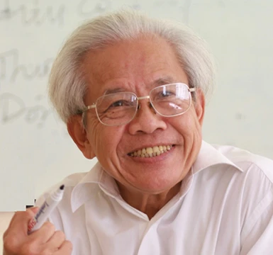 Giáo sư Hồ Ngọc Đại