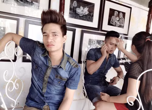 "Ca sĩ thảm họa" Lệ Rơi lên nhật báo phố Wall của Mỹ