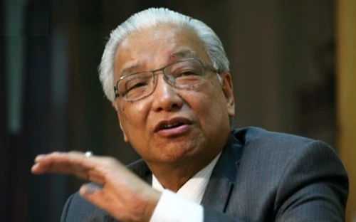 Nguyên Thống đốc Ngân hàng Nhà nước, Chủ tịch Hiệp hội Doanh nghiệp nhỏ và vừa Cao Sỹ Kiêm.