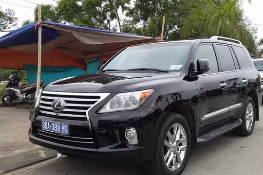 Không hiếm địa phương, đơn vị đi xe sang vượt tiêu chuẩn quy định