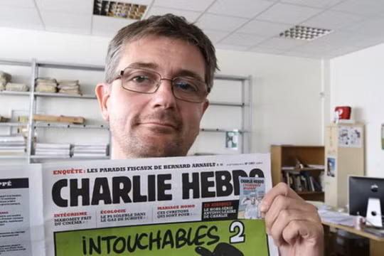 Tổng biên tập tờ Charlie Hebdo, ông Stephane Charbonnier - Ảnh: AP