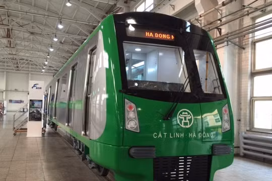 Hơn 36% ý kiến đóng góp chê màu sắc tàu Cát Linh - Hà Đông - Ảnh: M.Hà