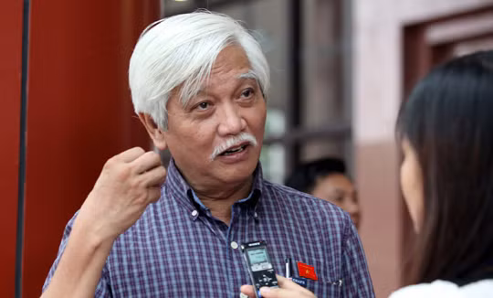 Ông Dương Trung Quốc