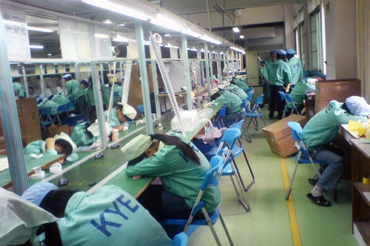 Kinh tế Trung Quốc vẫn dựa chủ yếu vào nhân công giá thấp và sản phẩm giá rẻ