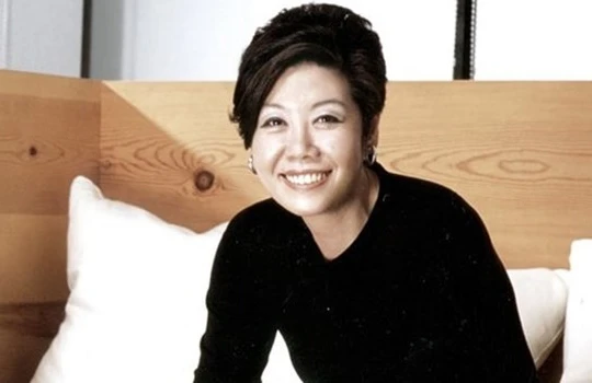 Bà xếp thứ 16 trong danh sách 50 người giàu nhất Hàn Quốc và đúng thứ 4 trong danh sách nữ, sau 2 con gái và em gái của Chủ tịch Samsung. Ảnh: Forbes.