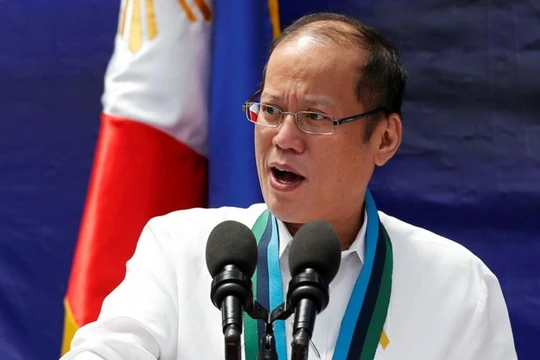 Ông Aquino cảnh báo về "nhà độc tài tiềm tàng"
