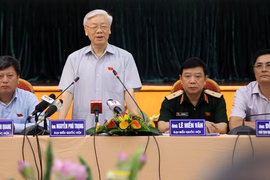 ổng bí thư Nguyễn Phú Trọng