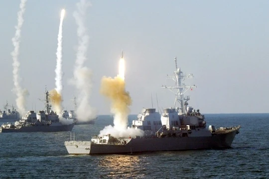 Phóng tên lửa hành trình Tomahawk