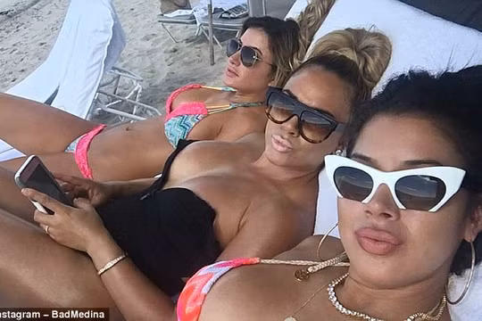 Những cô bạn gái của Mayweather