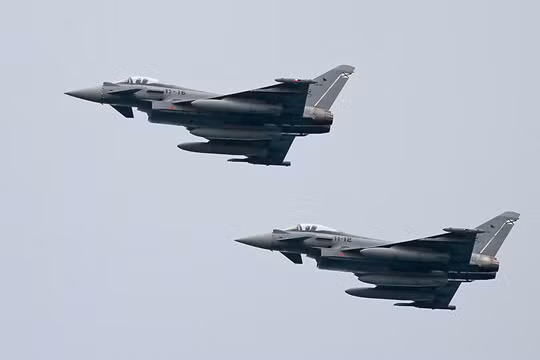 Chiến đấu cơ Eurofighter của NATO